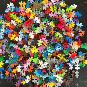 600 PLUS PLUS. Multicolored.